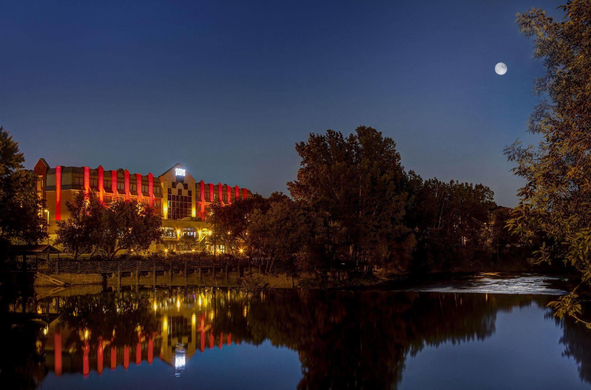 Hotel Chateau Joliette Exterior photo